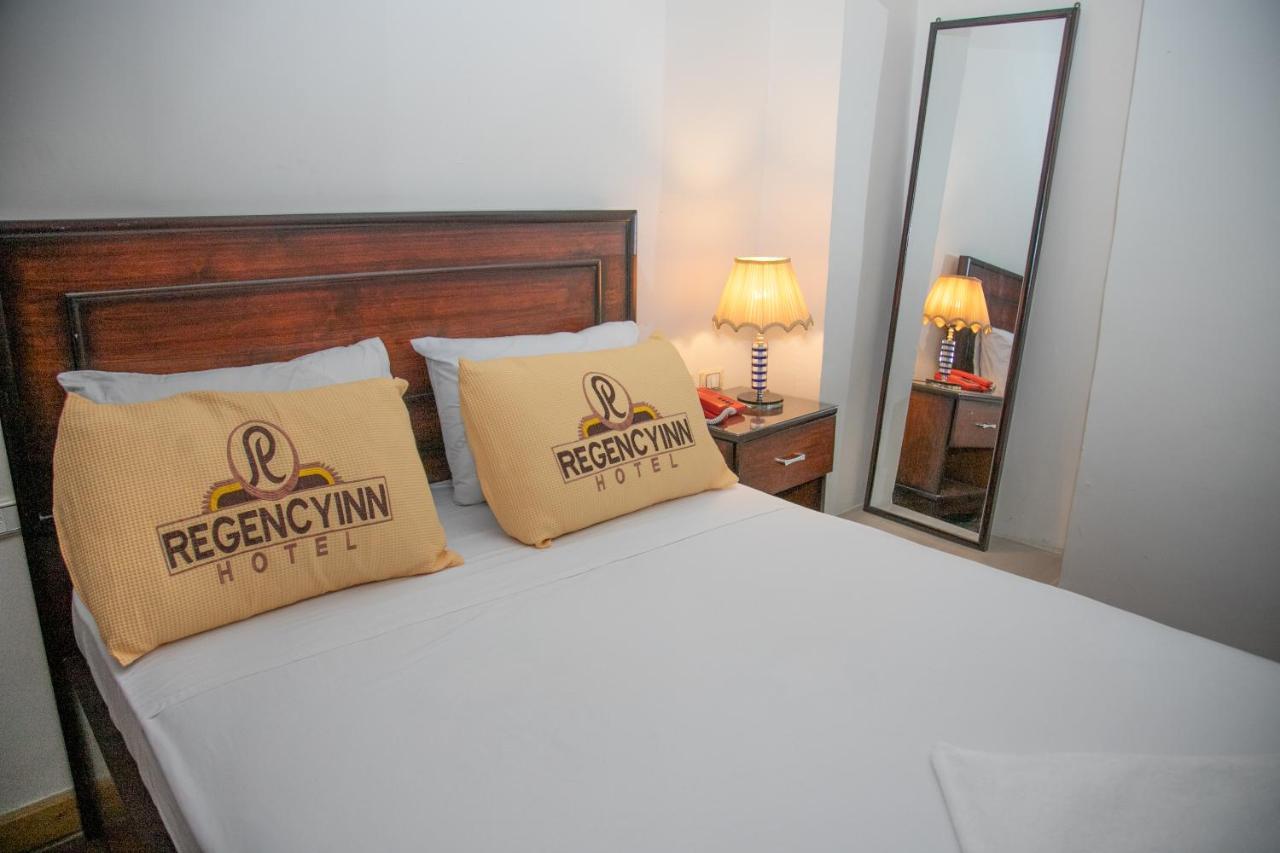 Regency Inn Kairo Exteriör bild